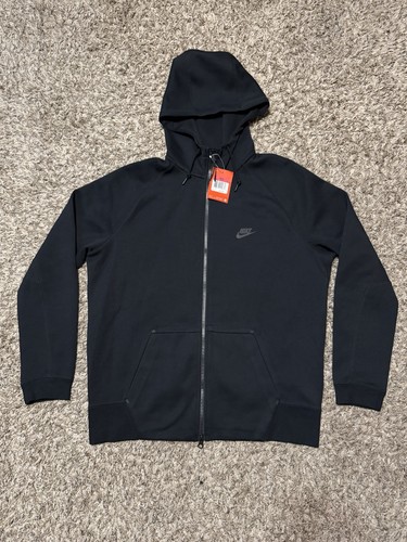 Nike sportswear tech - nike,