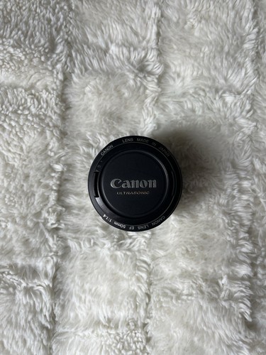 Canon 50mm 4 - 50mm, f/1.4