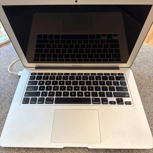 Apple macbook air 2017 - apple,