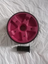 Ricambio Trike Little Tikes S1 + T1 ruota posteriore sinistra + mozzo nero rosa