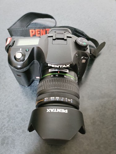 Kit fotocamera reflex digitale