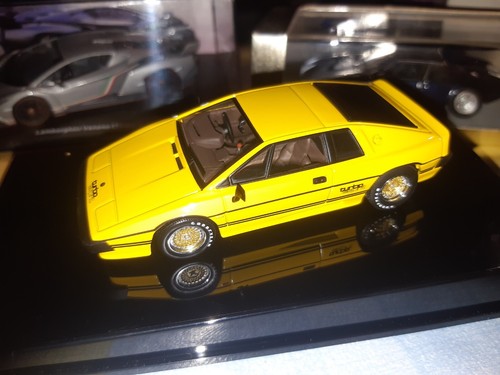 Rare lotus esprit - lotus, 1989