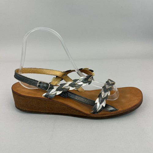 Scarpe sandali con zeppa