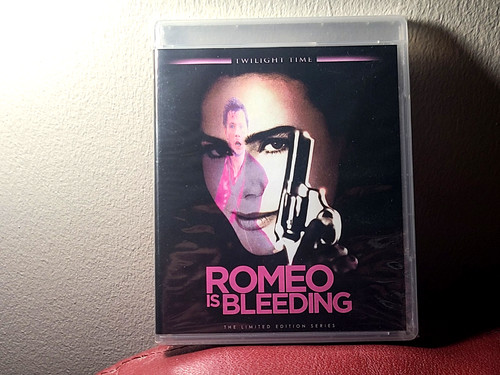 Romeo bleeding blu ray - romeo,