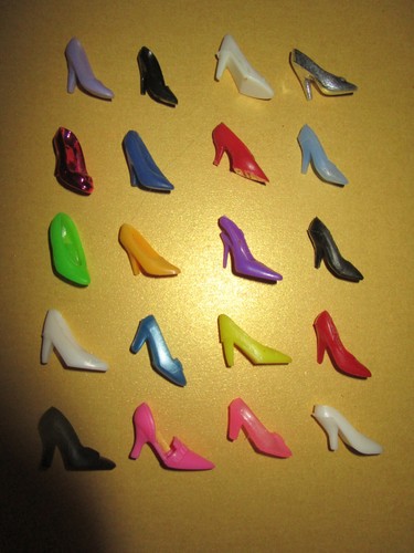 557 venti scarpe singole - venti,