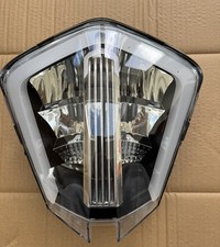 Faro proiettore anteriore led