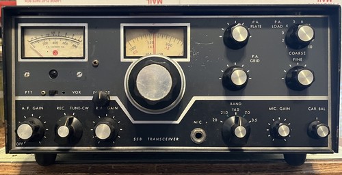 Ricetrasmettitore radioamatore