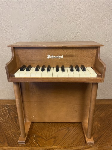 Pianoforte giocattolo