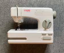 Macchina da cucire Singer Tiny