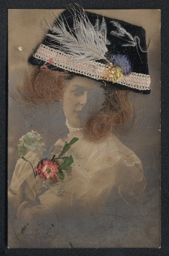 Cartolina con capelli - , veri