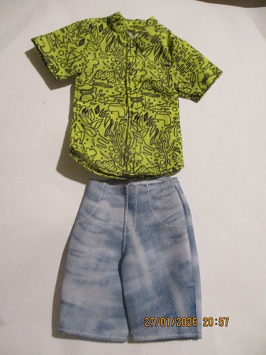 Tenue pour poupée - , ken