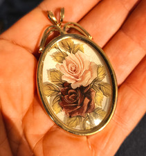 ciondolo in lucite con fiori vintage americano anni 60