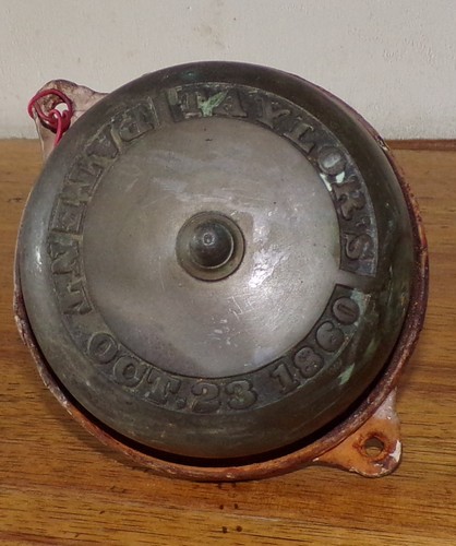 Antico campanello porta