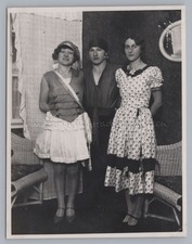 Donne vestite vecchia foto - -,