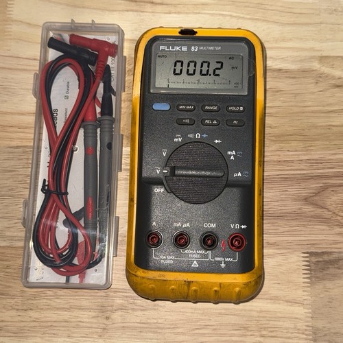 Multimetro fluke con cavi - con,