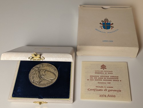 Medaglia annuale ufficiale - , in