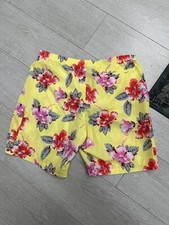 Pantaloncini floreali Palm