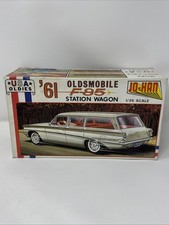 Modellino auto d'epoca 1961