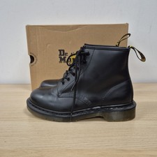 Stivaletti medi Dr Martens 101