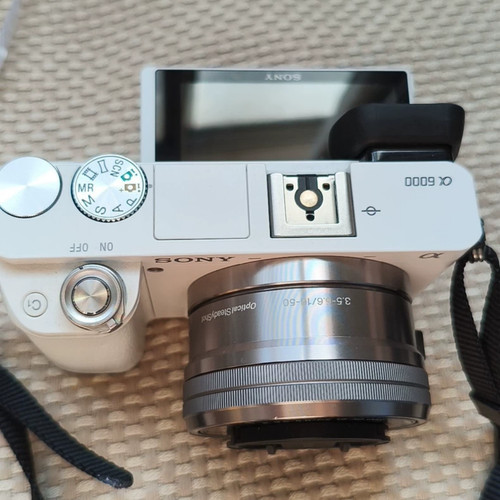Sony a6000 3mp camera - a6000, w/