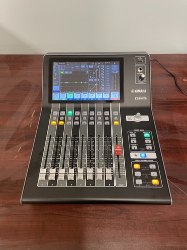Console mixaggio digitale - di,