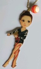 Collana lunga ginnastica