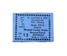 AMI MUSTAD CRYSTAL HOOKS - Ref