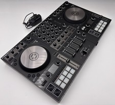 Consolle DJ NATIVE INSTRUMENTS
