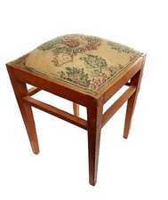 SGABELLO IN LEGNO, SEDUTA RICAMATA, VINTAGE, ’40-‘60.