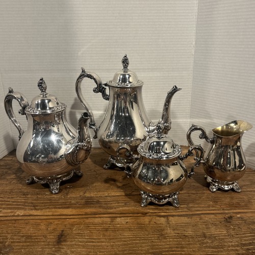 International silver set - co,,