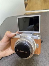 Panasonic LUMIX DMC GF7