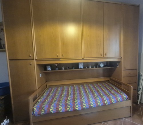 Letto singolo con - con,