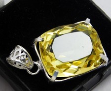 Ciondolo in argento massiccio