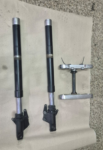 Forcella anteriore suzuki - forcella,