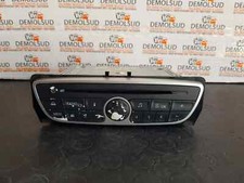 RADIO STEREO RENAULT MEGANE III ANNO 2011 (281150030R--C USATO CODICE NON DISPON