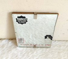 Vintage Century's Ombrello