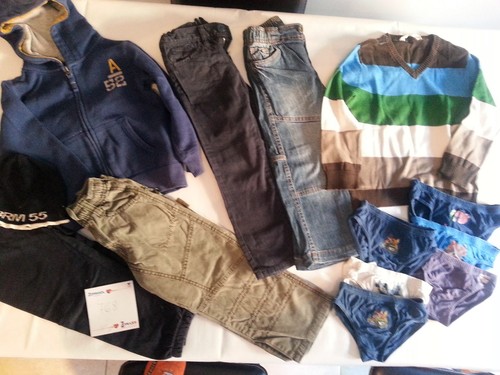 Lotto 768 stock abbigliamento - 768,