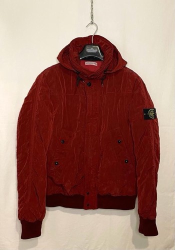 Red stone island vintage nylon - red,