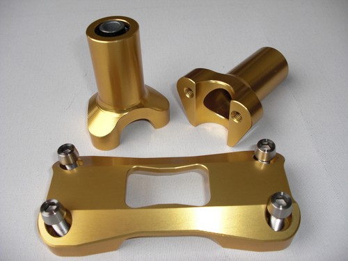Pinza morsetto manubrio - , ducati