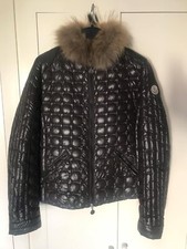 Giacca piumino vintage Moncler, trapuntata effetto boule, vera piuma