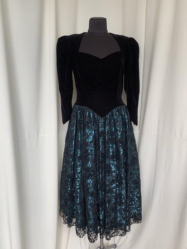 Abito donna vintage nero raso