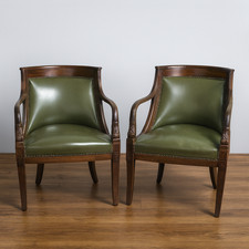 Coppia di poltrone gondole stile impero con delfini in mogano intorno al 1880