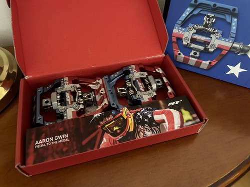 Aaron gwin pedale - x2,