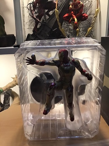 Iron man marvel - iron,