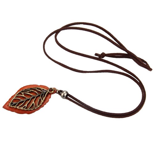 Collana con ciondolo - , foglia