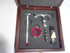 SET/KIT SOMMELIER - ACCESSORI PER LA CURA DEL VINO  SCATOLA DI LEGNO - 4 PEZZI -