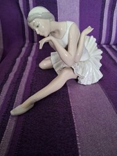VINTAGE Lladro Statuina