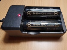 Caricabatterie MD-282A per pile al Litio Li-Ion ricaricabili 18650 26650 e altre