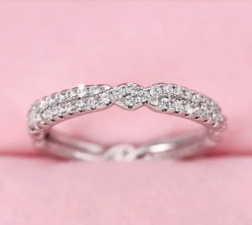 Anello impilabile delicato