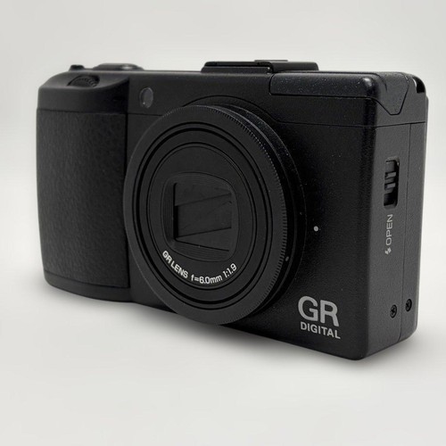Fotocamera digitale compatta